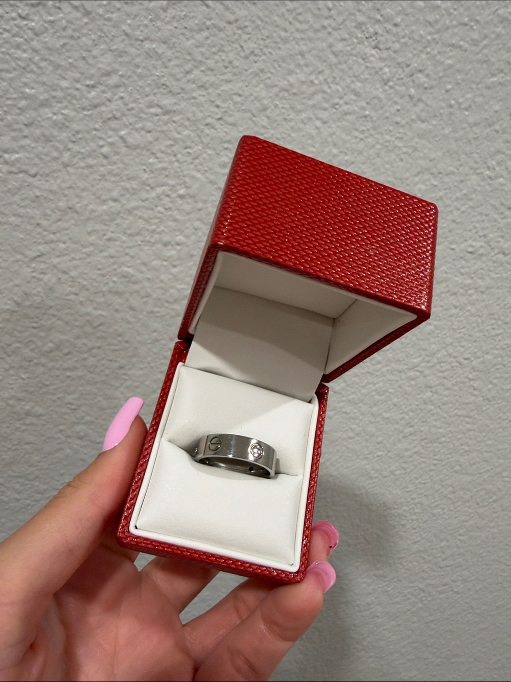 Cartier Men's Silver Screw Motif Ring in Red Box